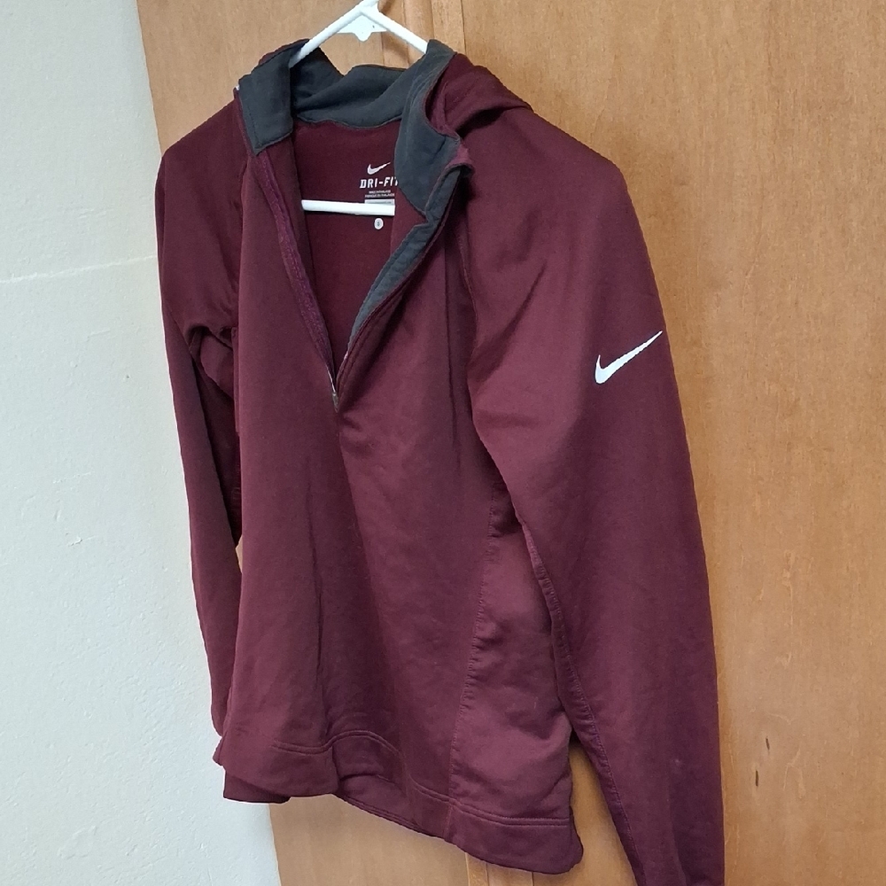 💎Nike Burgundy Dri-FIT Hoodie